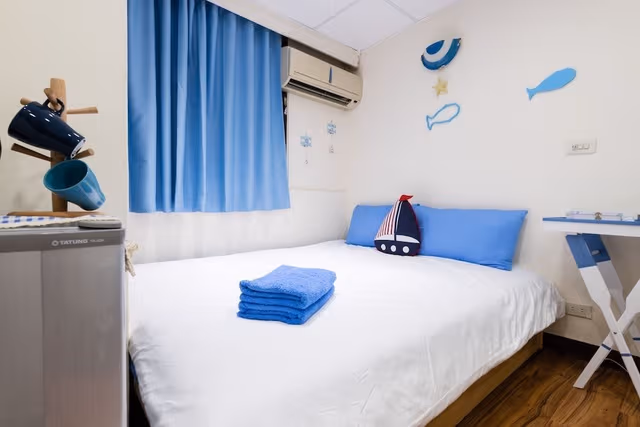 Run of House (1 Double Bed, No Daily Housekeeping)