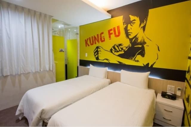 Deluxe Twin Room