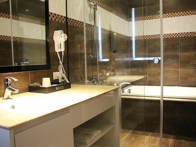 Standard Room, 2 Twin Beds, Mountain View
