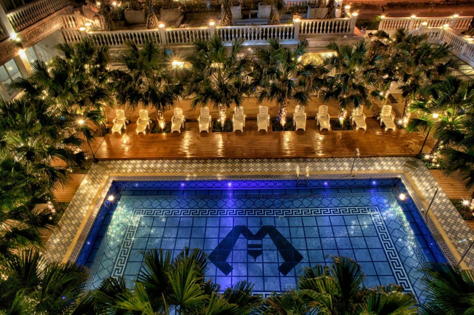 ไวท์ เฮาส์ บีช รีสอร์ท (White House Beach Resort)4