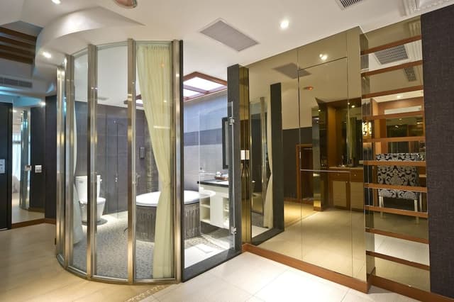 Deluxe Room, Multiple Beds, Beach View
