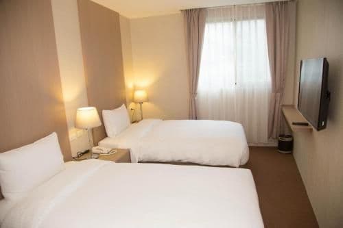 Standard - Twin Bed