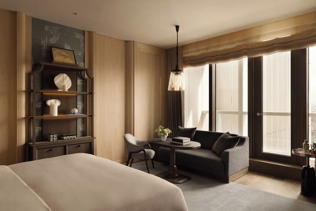 Premier King Room