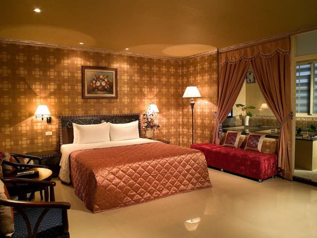 Cozy Deluxe Room