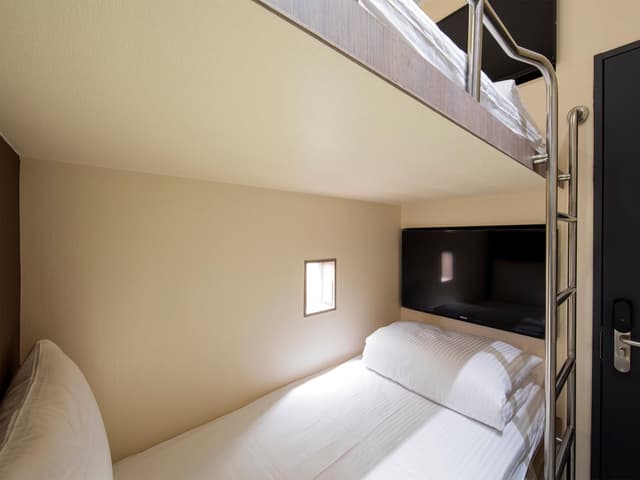 Bunk Pad Room