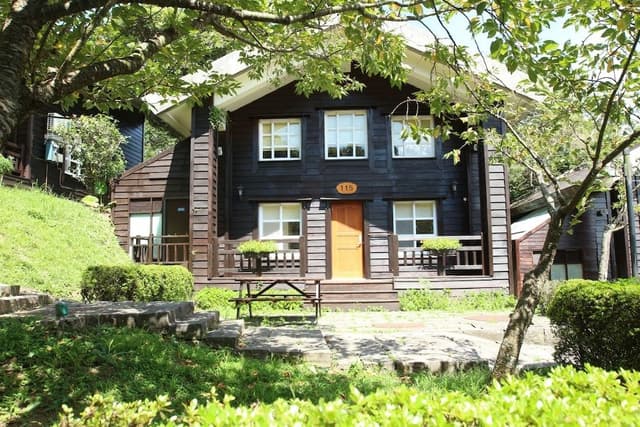 Deluxe Chalet, 2 Bedrooms, 2 Bathrooms, Mezzanine