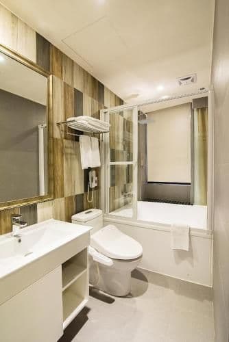 Standard Double Room with City View