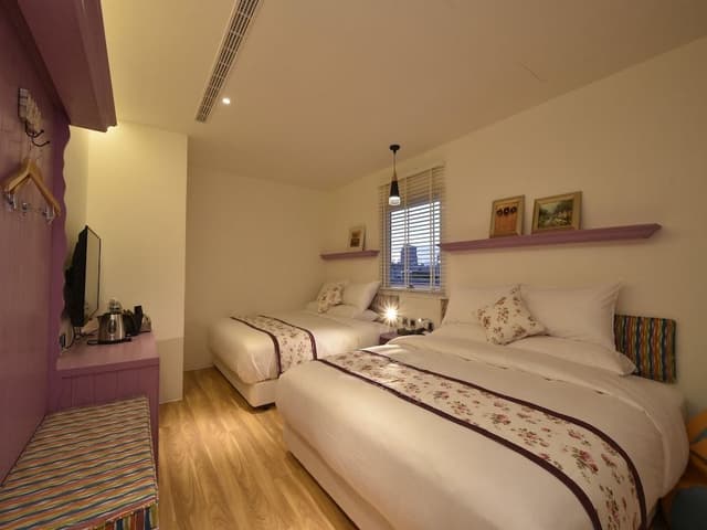 Deluxe Quadruple Room (Photos are for reference only - themes are randomly arranged)