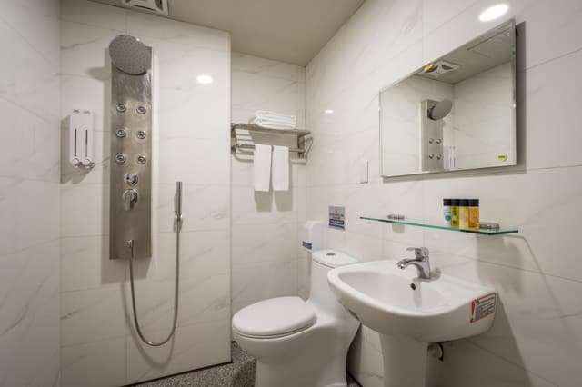 Delicate Double Suite