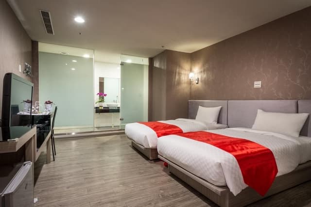 Standard Twin Room