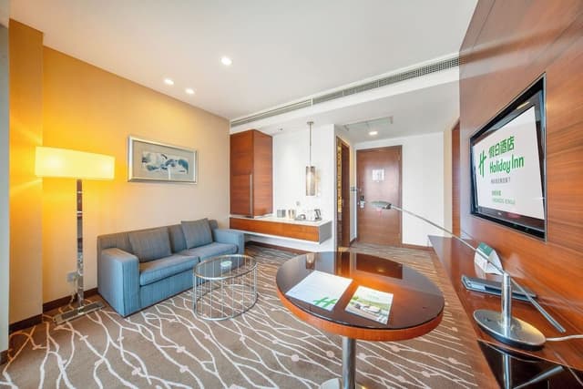 Suite, 1 Bedroom, Smoking