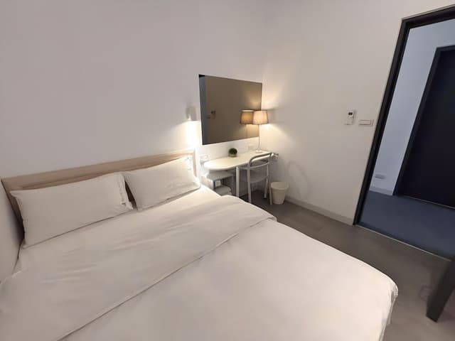 Double Room with Shared Bathroom