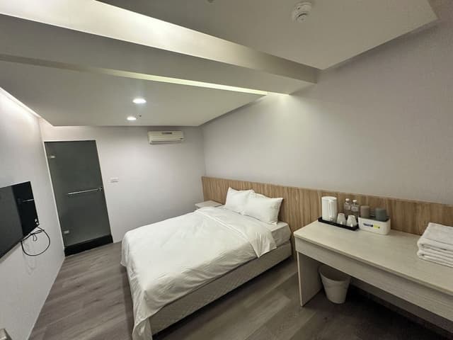 Basic Double Room
