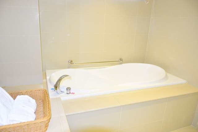 Deluxe Suite, 1 Queen Bed, Non Smoking