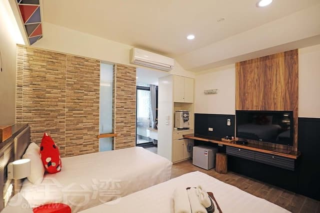 Twin Room