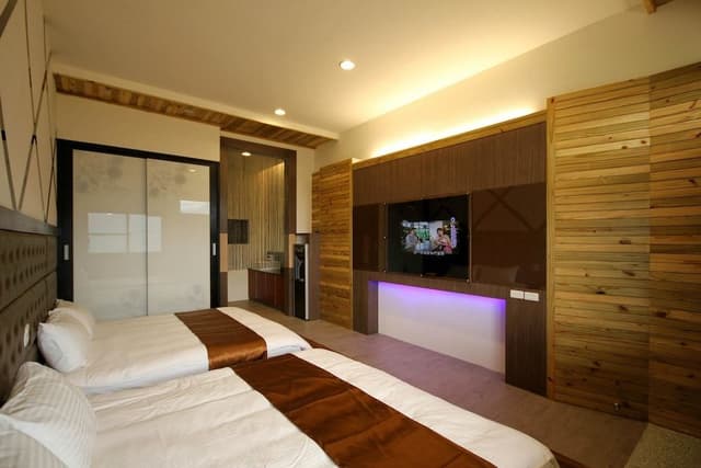 Standard Quadruple Room, Non Smoking