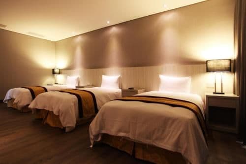 Quad Room