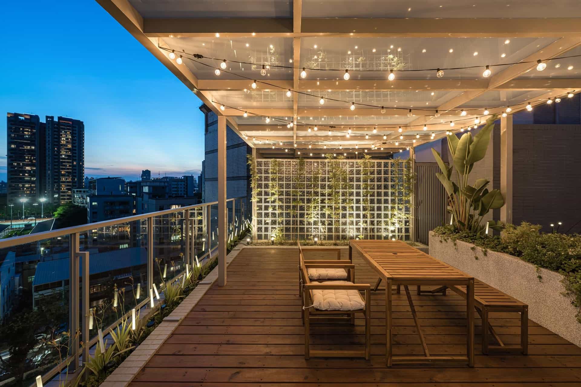 โรงแรม 1LI7E โรงแรม 1LI7E