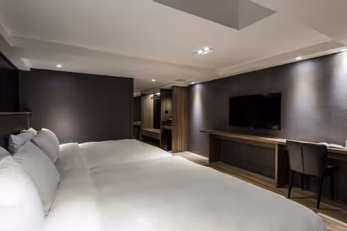 Deluxe Family Room