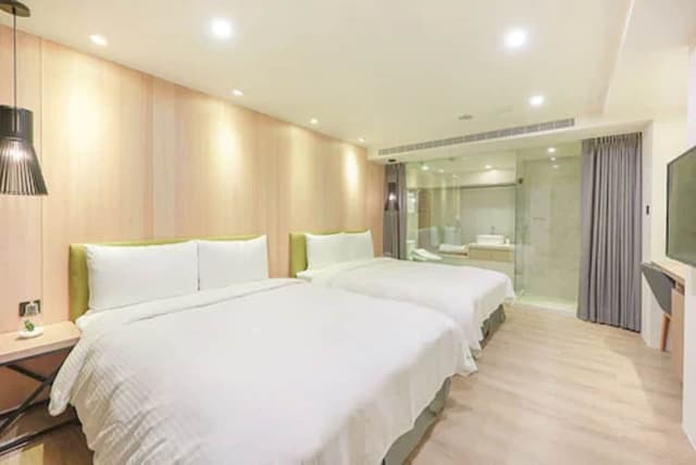 Standard Quadruple Room