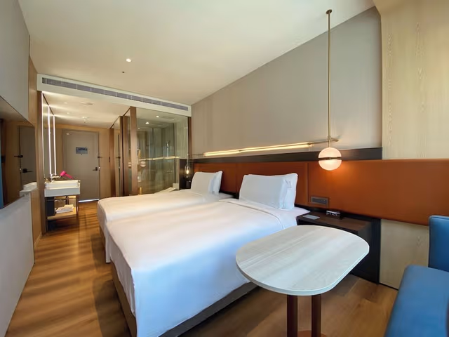 Standard Twin Room-Deluxe Floor
