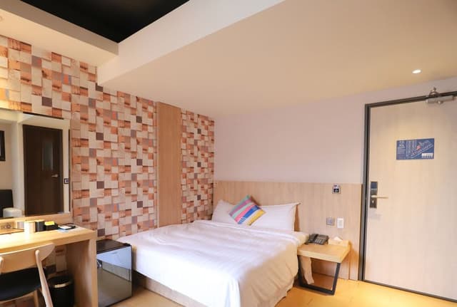 Standard Double Room with Balcony
