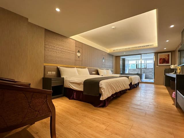 Quadruple Room B