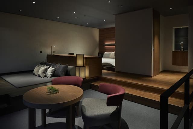 Double Room (Shui)