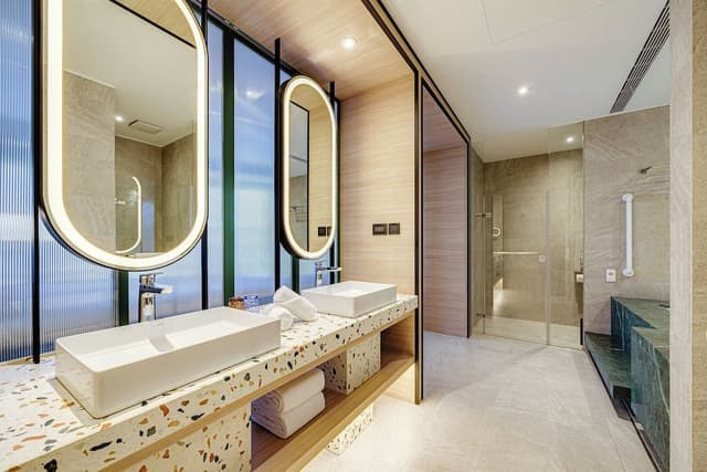 Executive Penthouse