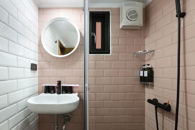 Basic Double Room