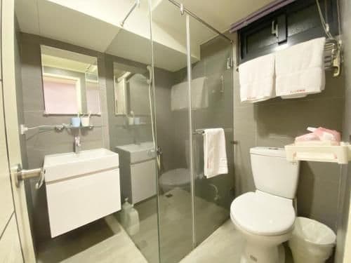Deluxe Double Room with Shower