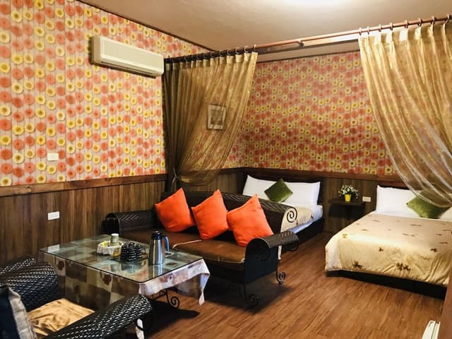 Deluxe Quadruple Room