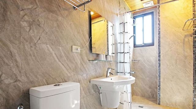 Classic Quadruple Room