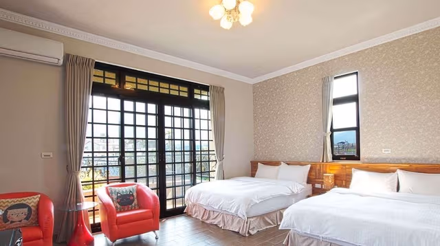 Classic Quadruple Room