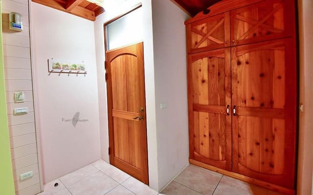 Family Studio, 2 Bedrooms, Non Smoking, Mountain View (302)