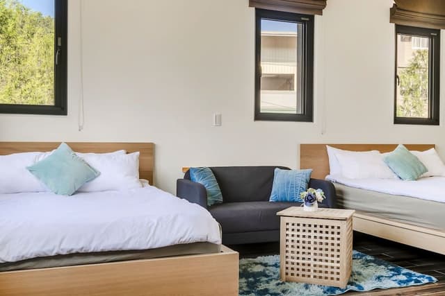 Grand Quadruple Room