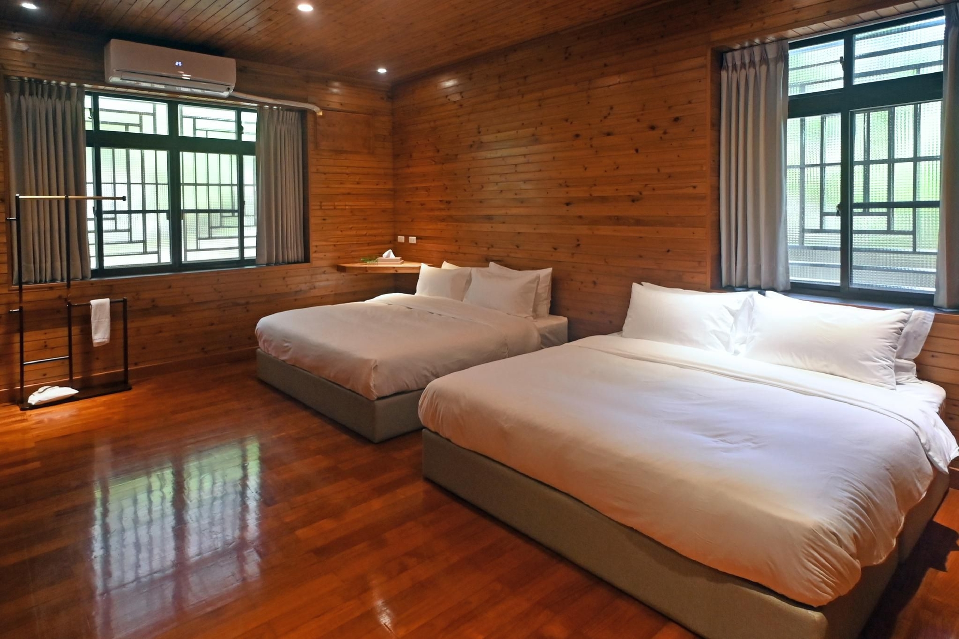 Yi Jing B&B2