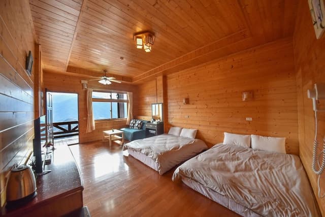 VIP Quadruple Room