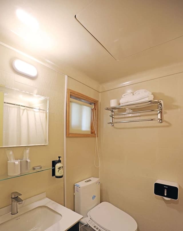 Elite Quadruple Room