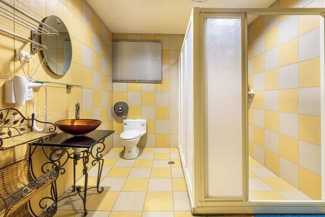 Extra Large family Suite