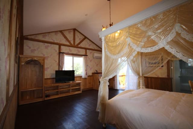 Romantic Double Room