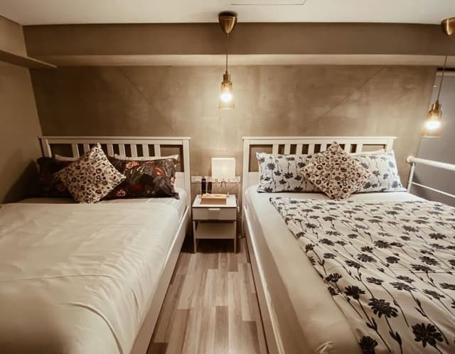 Premium Quadruple Room
