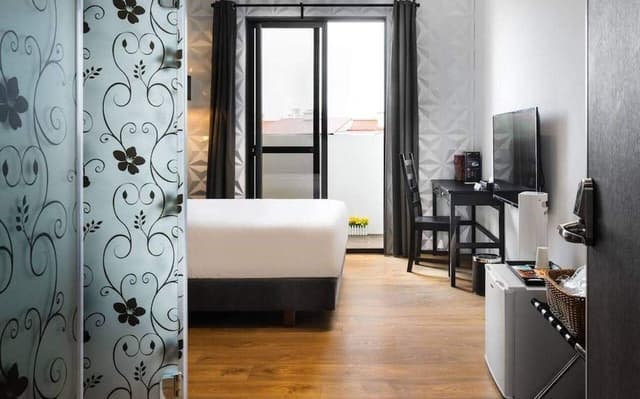 Deluxe Double or Twin Room