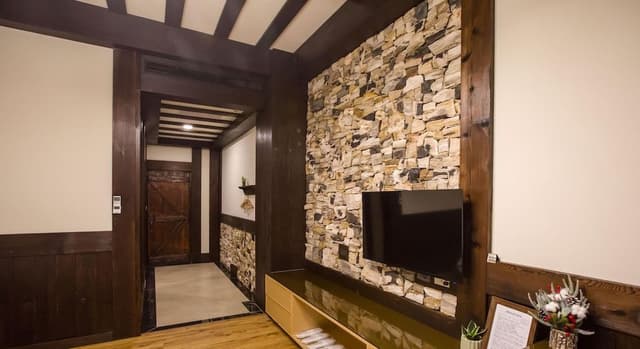 Superior Quadruple Room, 2 Queen Beds, Non Smoking, Mountain View