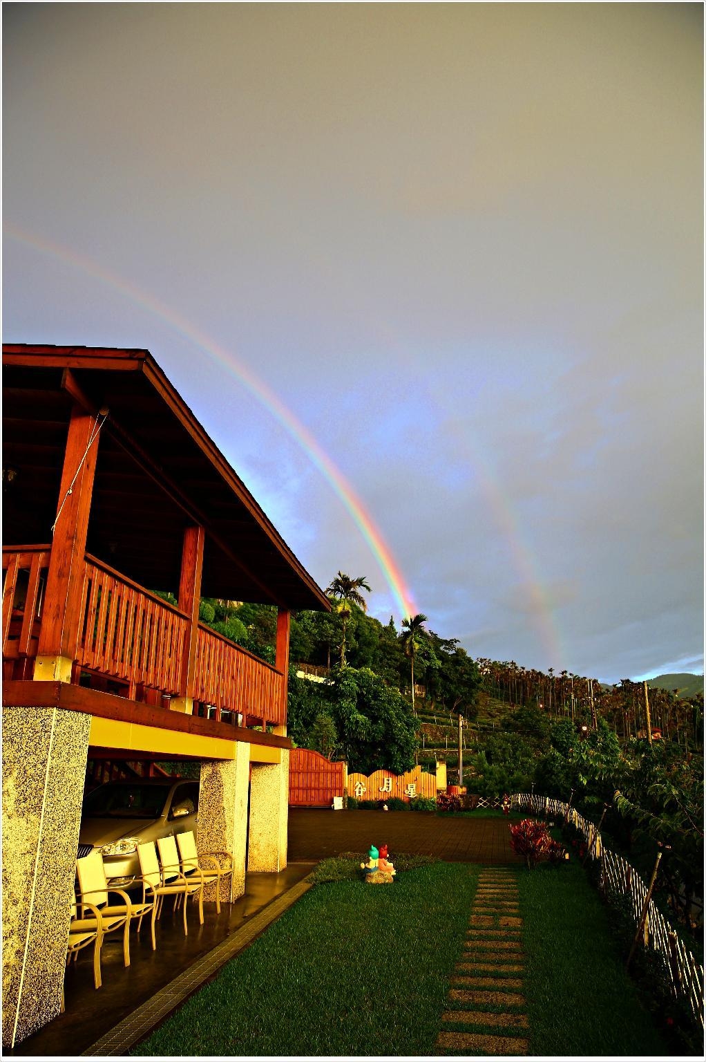 Sitou Flora's House B&B2