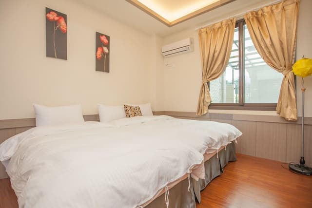Triple Room (101)