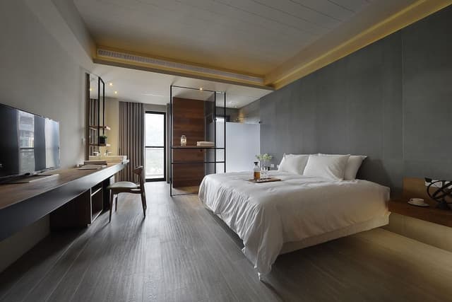 Deluxe Double Room, 1 Queen Bed, Balcony, Mountain View