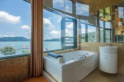 โรงแรมซุยอาน เลคไซด์ โรงแรมซุยอาน เลคไซด์