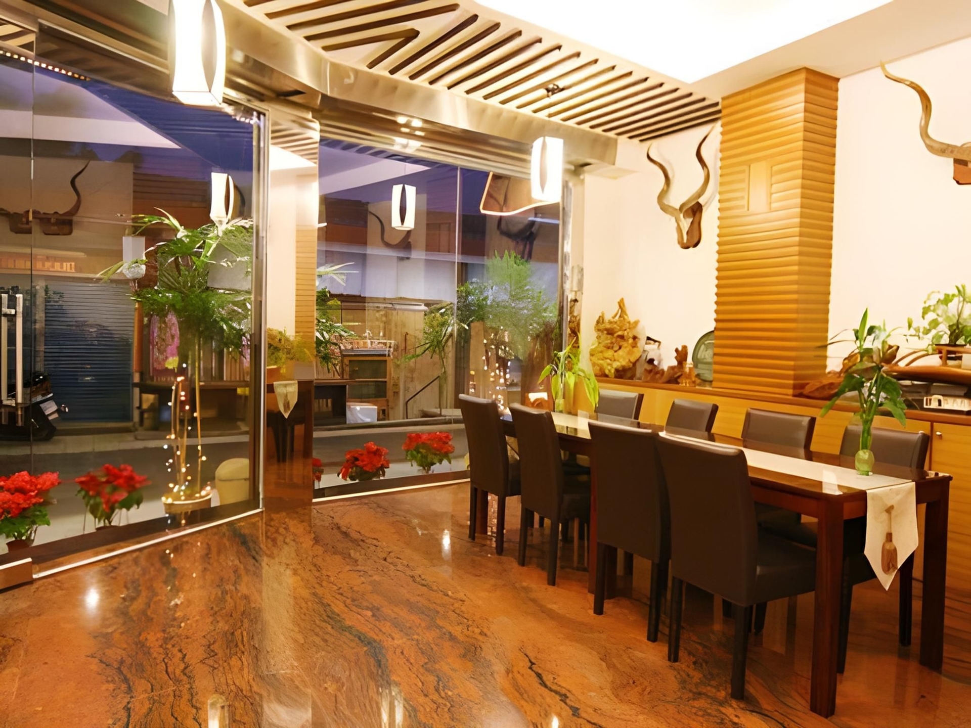 โรงแรมซุยอาน เลคไซด์ (Sun Moon Lake Waterfront Resort Hotel)2