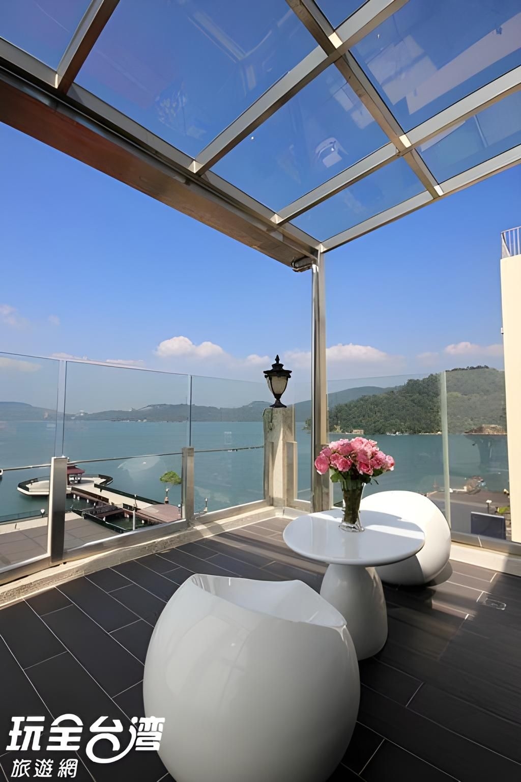 โรงแรมซุยอาน เลคไซด์ (Sun Moon Lake Waterfront Resort Hotel)0